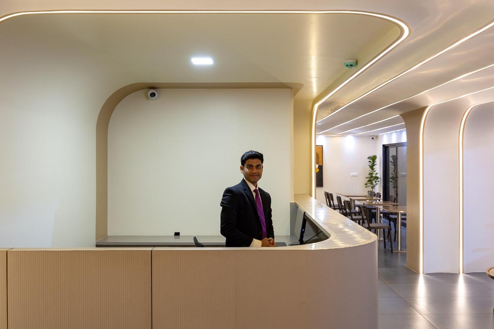 Saavi Suites Daman Dış mekan fotoğraf